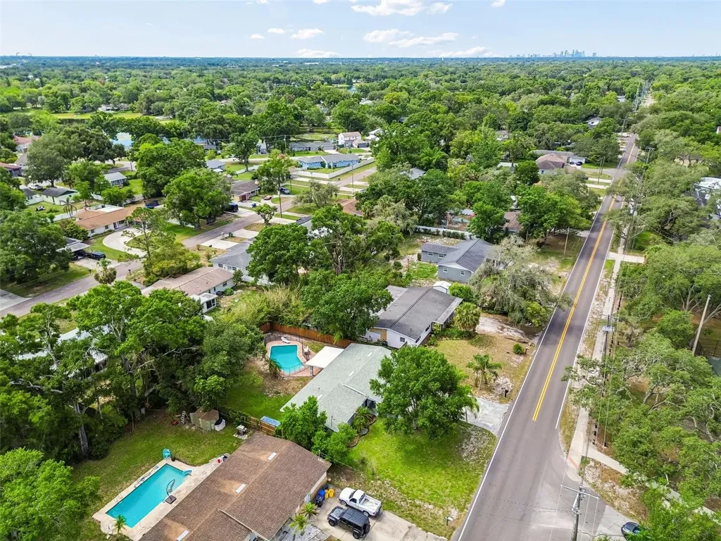 12417 N Rome Avenue Tampa FL 33612