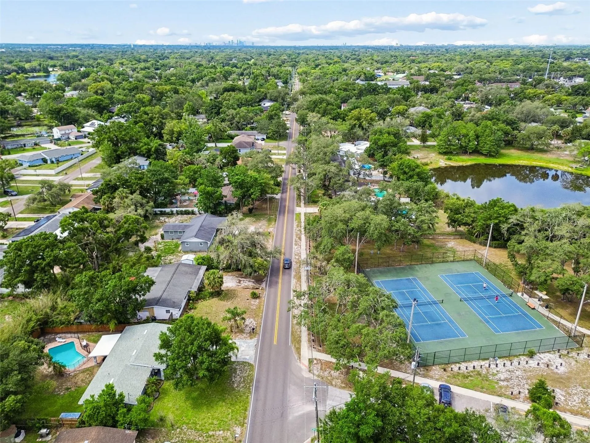 12417 N Rome Avenue Tampa FL 33612