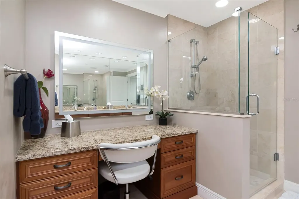 450 Knights Run Avenue Tampa FL 33602