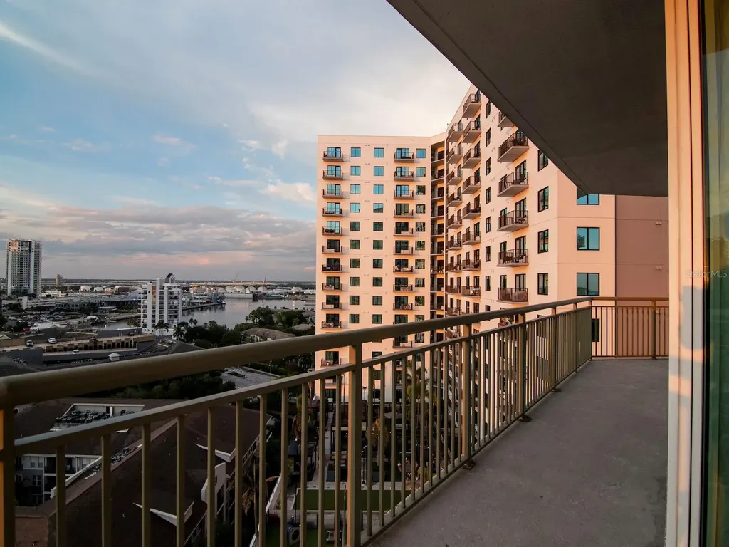 450 Knights Run Avenue Tampa FL 33602