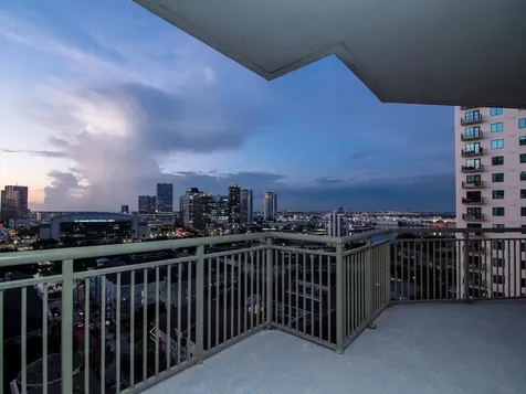 450 Knights Run Avenue Tampa FL 33602