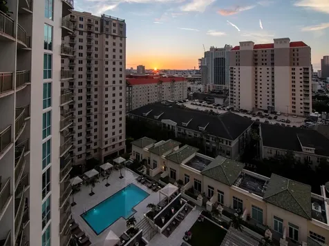 450 Knights Run Avenue Tampa FL 33602