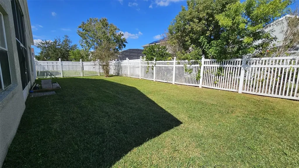 2713 Barnsley Lane Kissimmee FL 34744