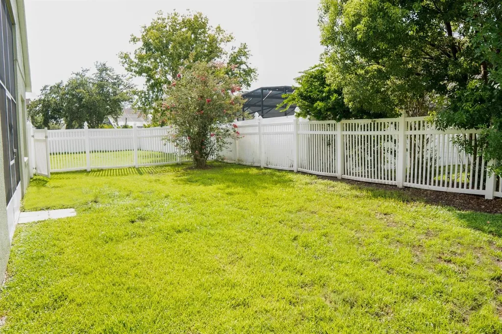 2713 Barnsley Lane Kissimmee FL 34744