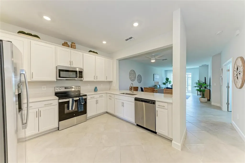 8682 Seasalt Loop Englewood FL 34224