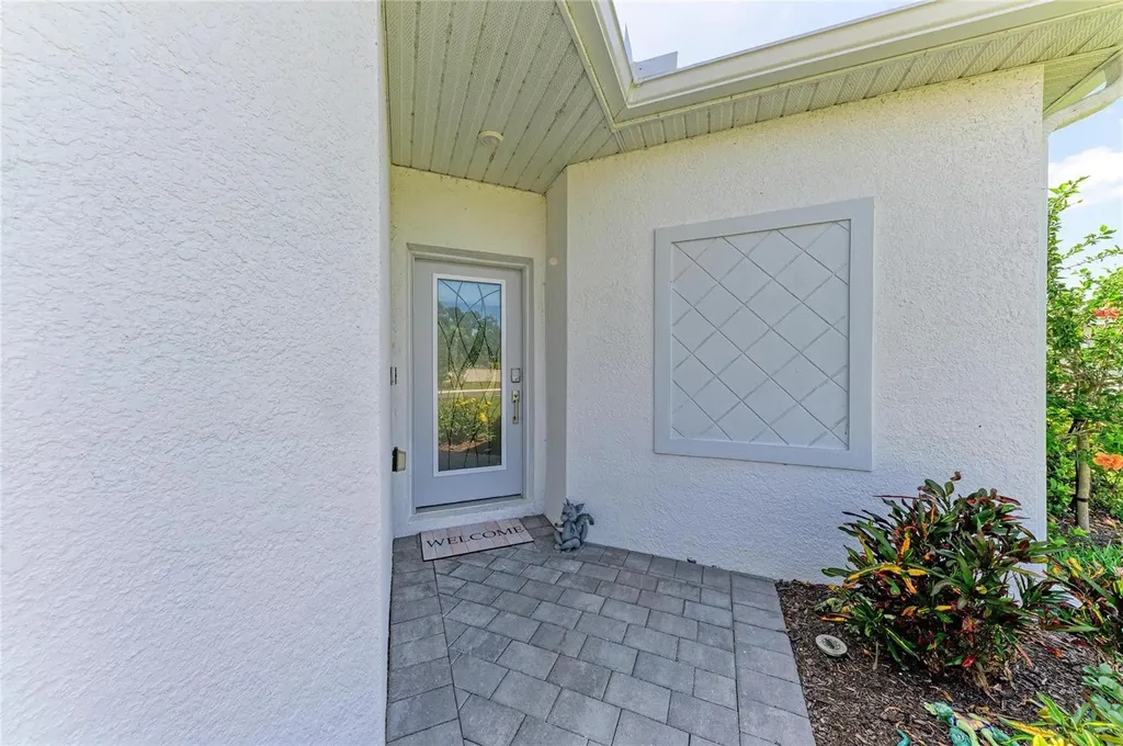8682 Seasalt Loop Englewood FL 34224