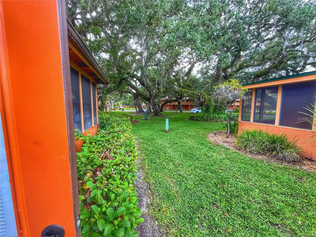 403 Cottage Circle E Lake Wales FL 33867