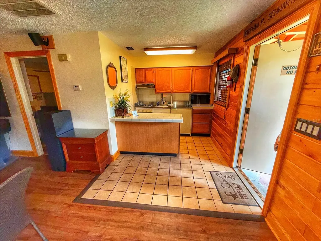 403 Cottage Circle E Lake Wales FL 33867