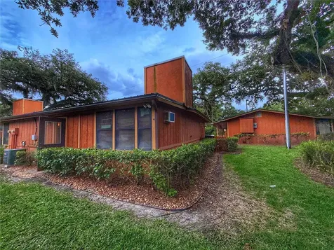403 Cottage Circle E Lake Wales FL 33867