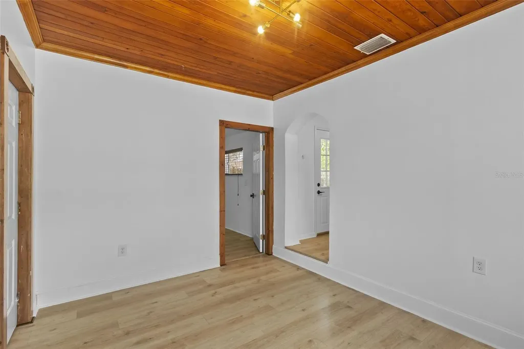 6206 S Foster Avenue Tampa FL 33611