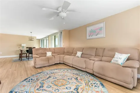 400 Island Way Clearwater Beach FL 33767