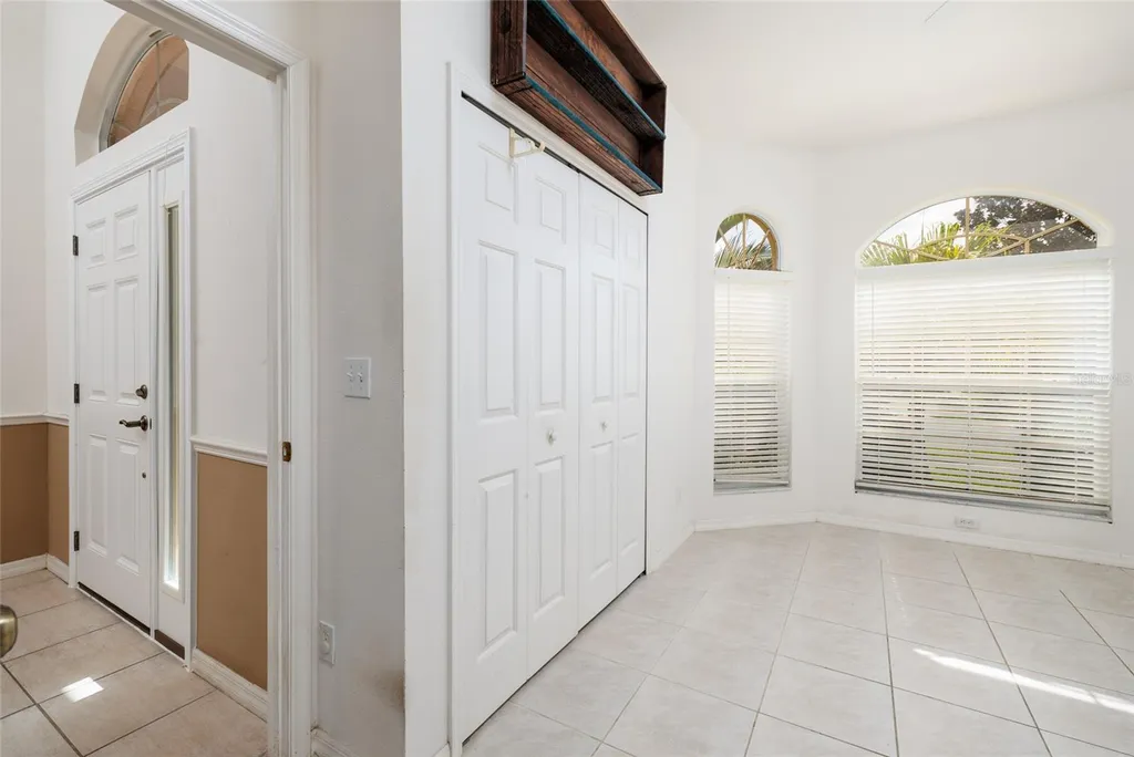 1805 Wood Bend Street Tarpon Springs FL 34689
