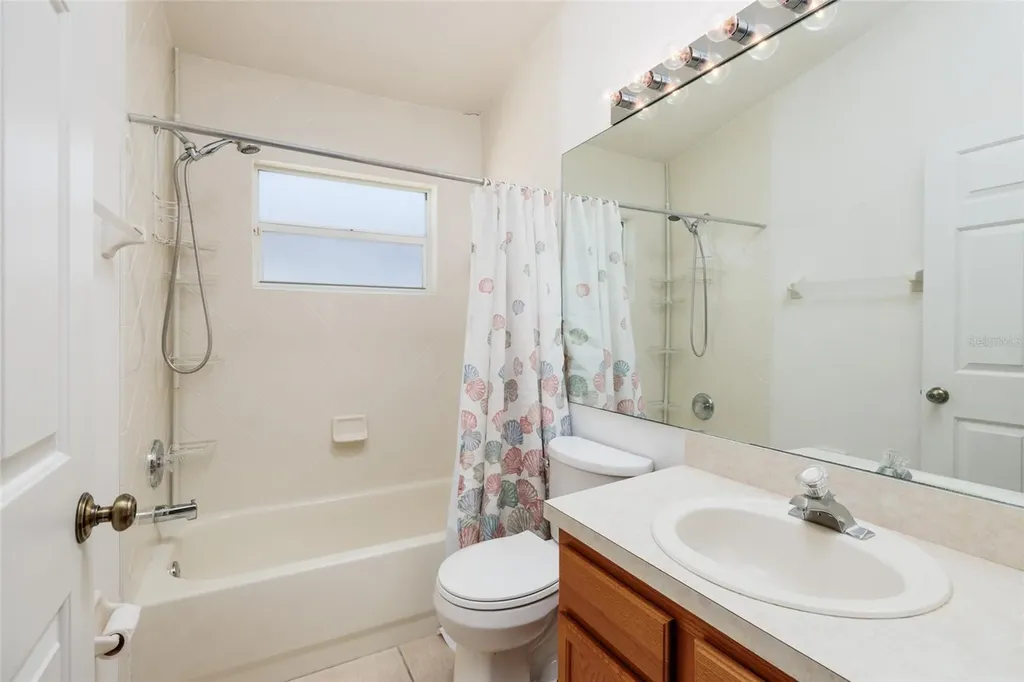 1805 Wood Bend Street Tarpon Springs FL 34689