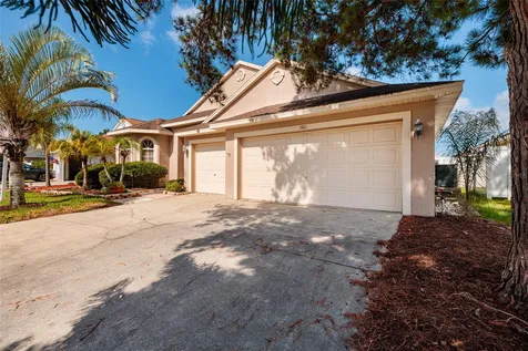 1805 Wood Bend Street Tarpon Springs FL 34689