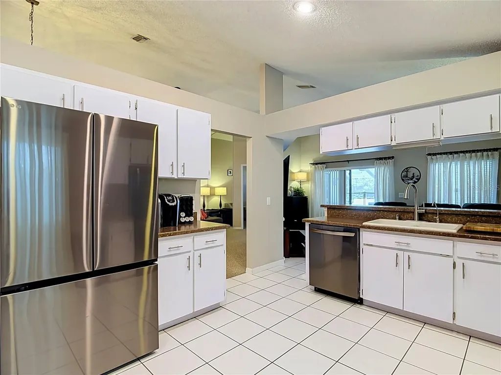 4201 Barret Avenue Plant City FL 33566