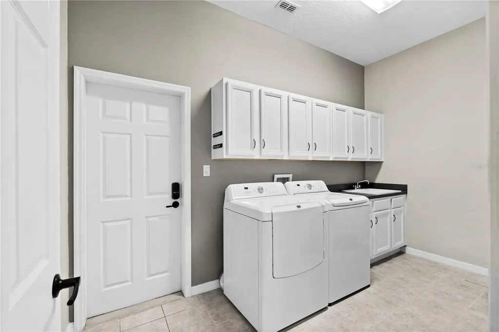 25501 Maurepas Lane Leesburg FL 34748