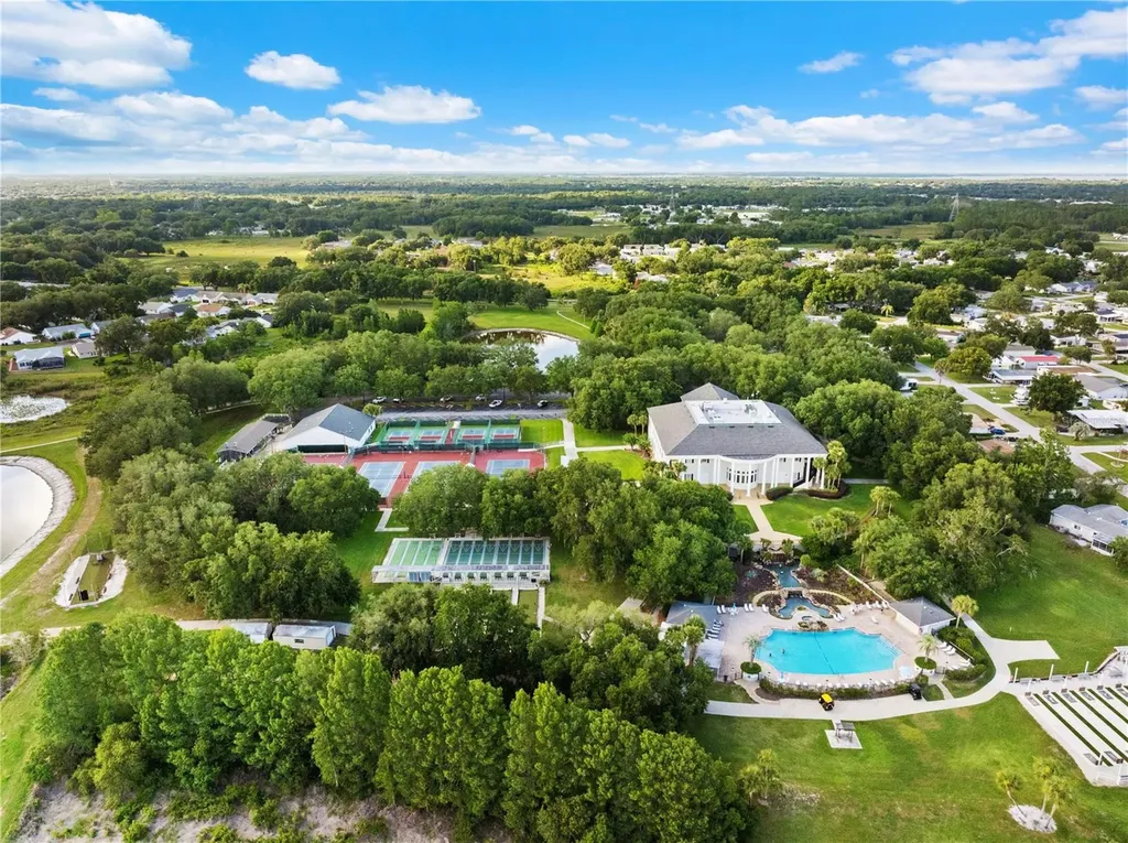 25501 Maurepas Lane Leesburg FL 34748