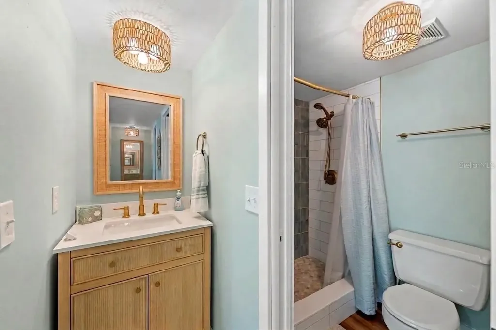 5964 7th Avenue W Bradenton FL 34209
