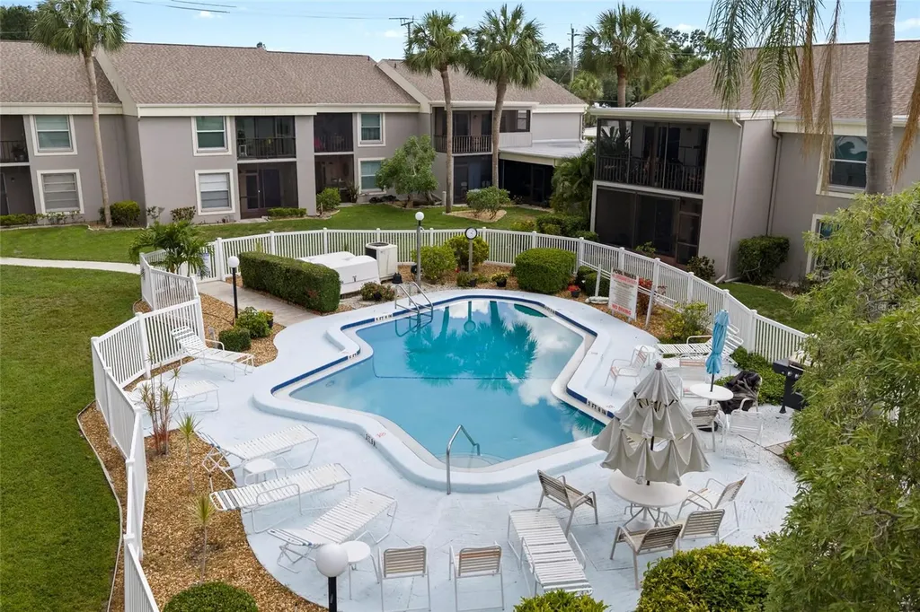 5964 7th Avenue W Bradenton FL 34209