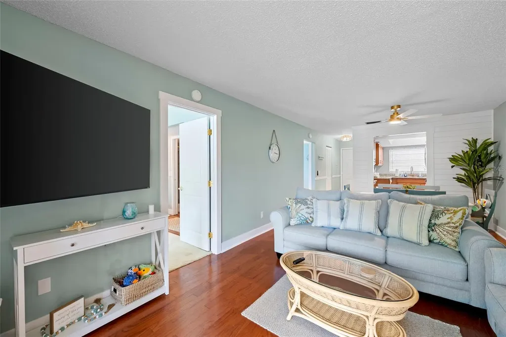 5964 7th Avenue W Bradenton FL 34209