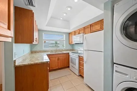 5964 7th Avenue W Bradenton FL 34209