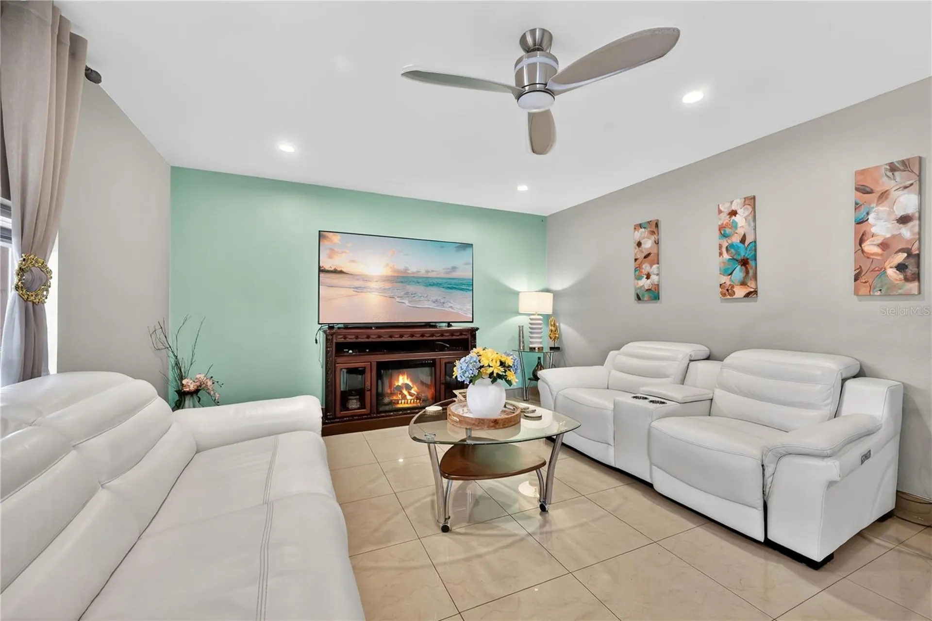 1945 Myakka Court Kissimmee FL 34759