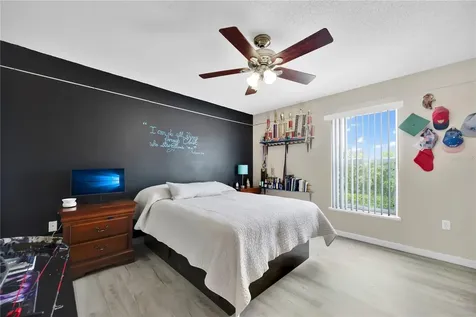 1945 Myakka Court Kissimmee FL 34759