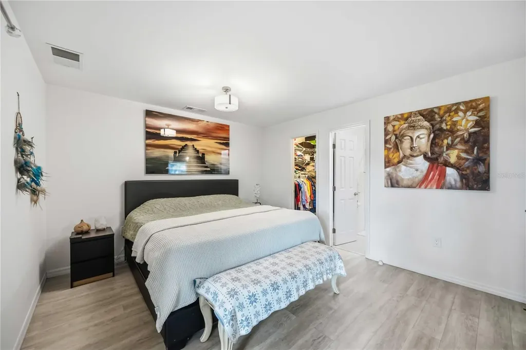 266 Oak Hill Drive Sarasota FL 34232