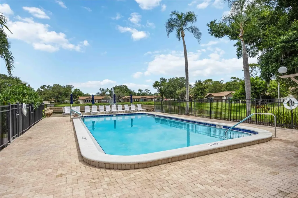 266 Oak Hill Drive Sarasota FL 34232