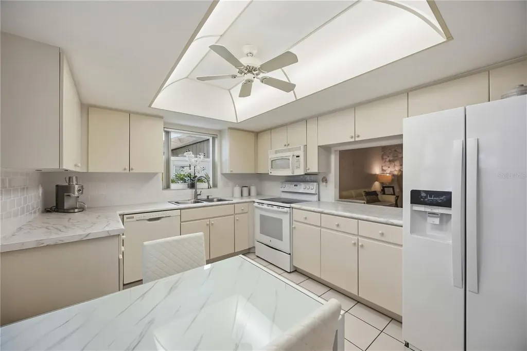 266 Oak Hill Drive Sarasota FL 34232