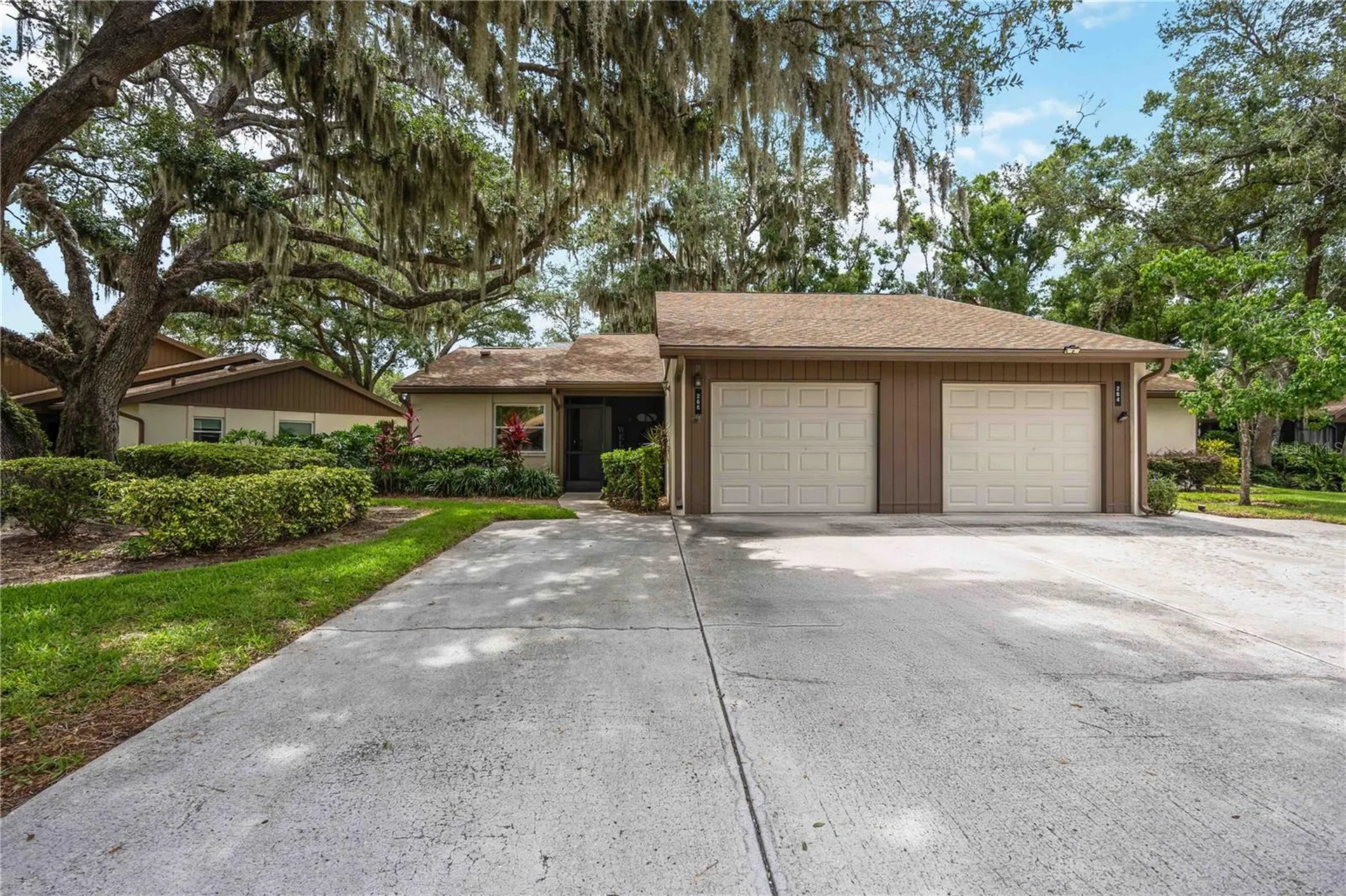 266 Oak Hill Drive Sarasota FL 34232