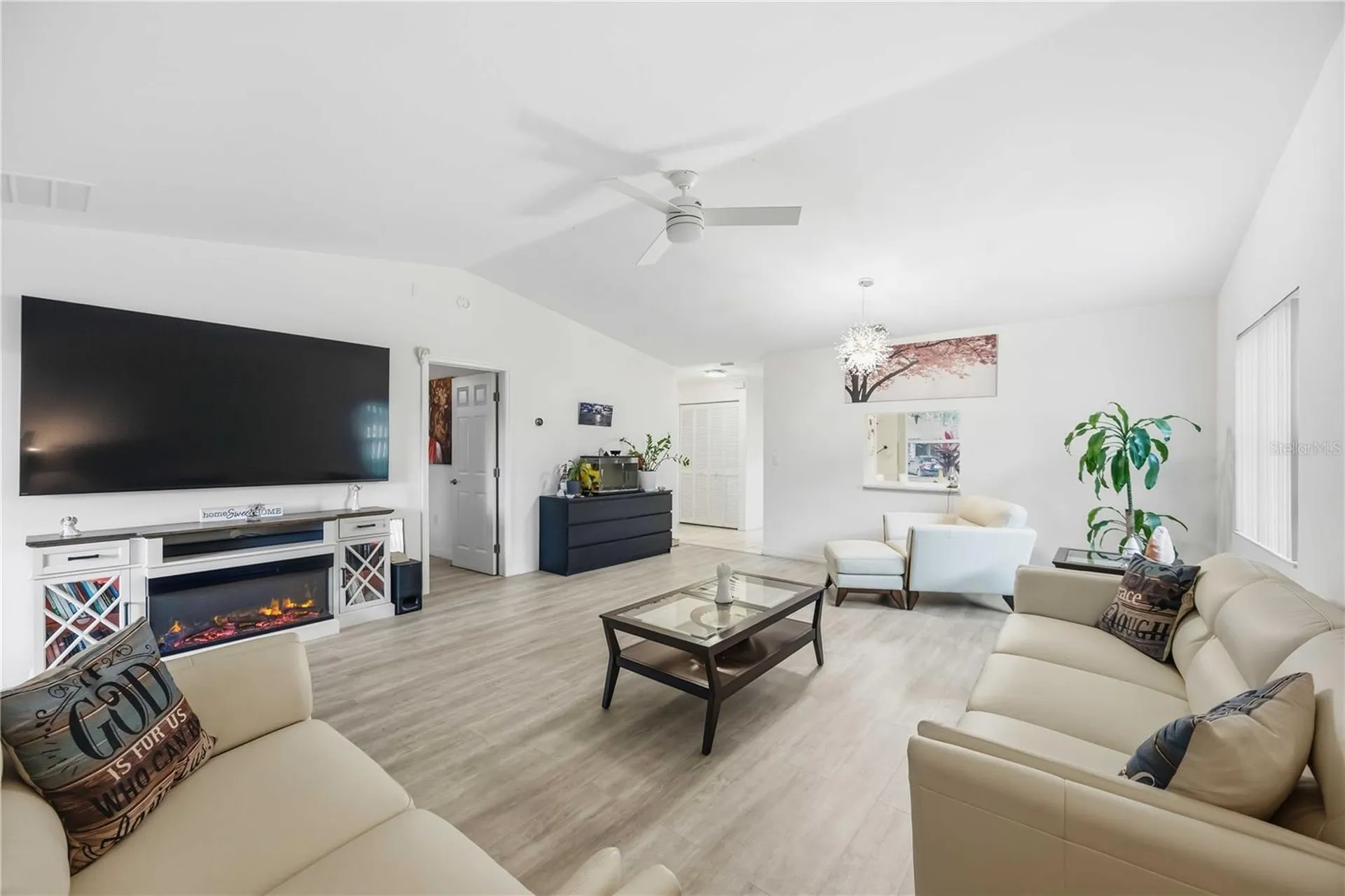 266 Oak Hill Drive Sarasota FL 34232