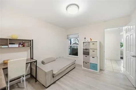 266 Oak Hill Drive Sarasota FL 34232