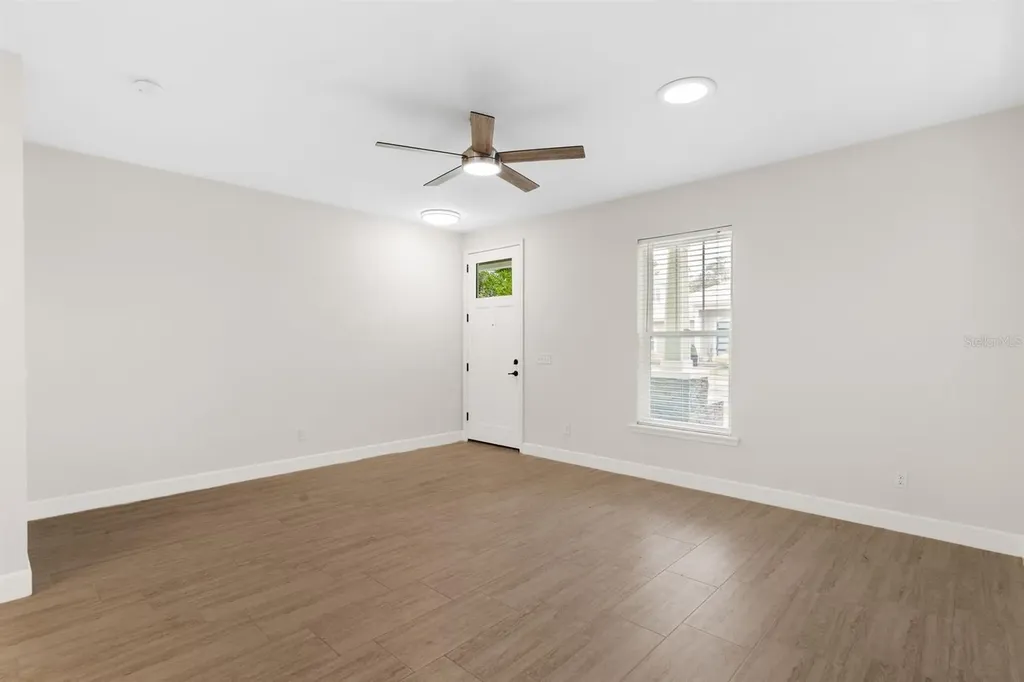 5005 NW 11th Place Gainesville FL 32605