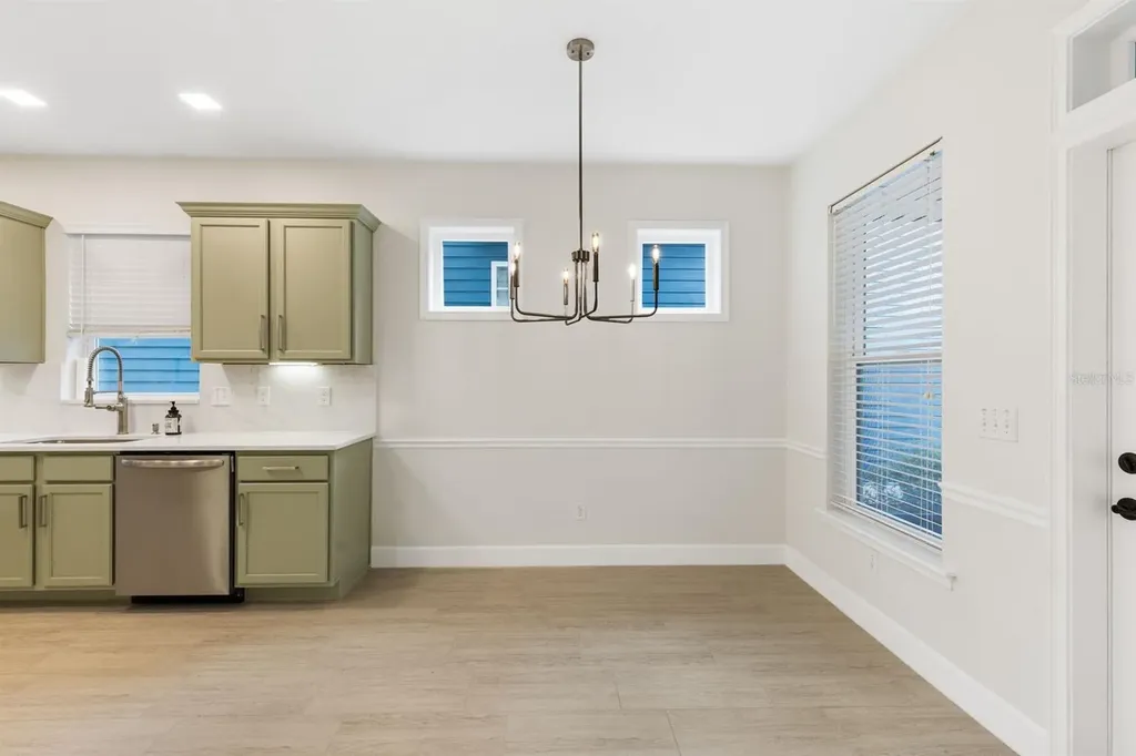 5005 NW 11th Place Gainesville FL 32605