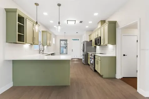5005 NW 11th Place Gainesville FL 32605