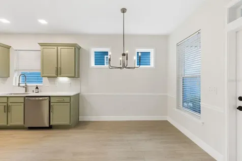 5005 NW 11th Place Gainesville FL 32605