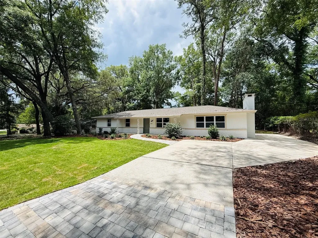 900 NW 39th Drive Gainesville FL 32605