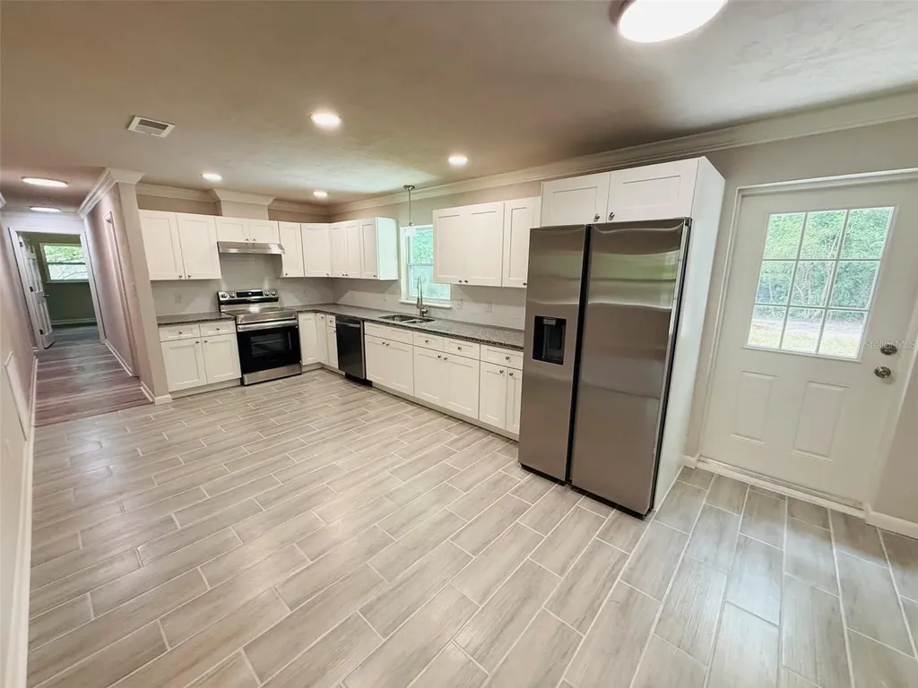 900 NW 39th Drive Gainesville FL 32605