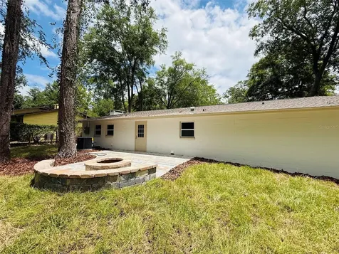 900 NW 39th Drive Gainesville FL 32605