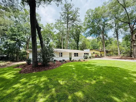 900 NW 39th Drive Gainesville FL 32605