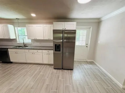 900 NW 39th Drive Gainesville FL 32605