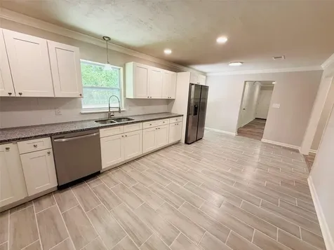 900 NW 39th Drive Gainesville FL 32605