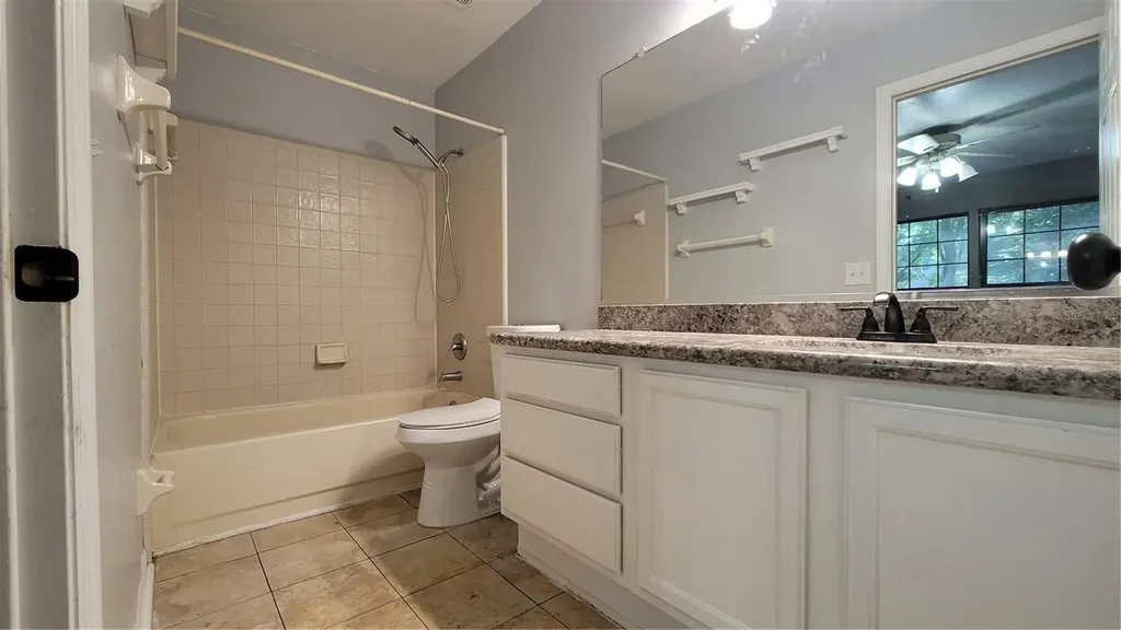 819 SW 57th Terrace Gainesville FL 32607