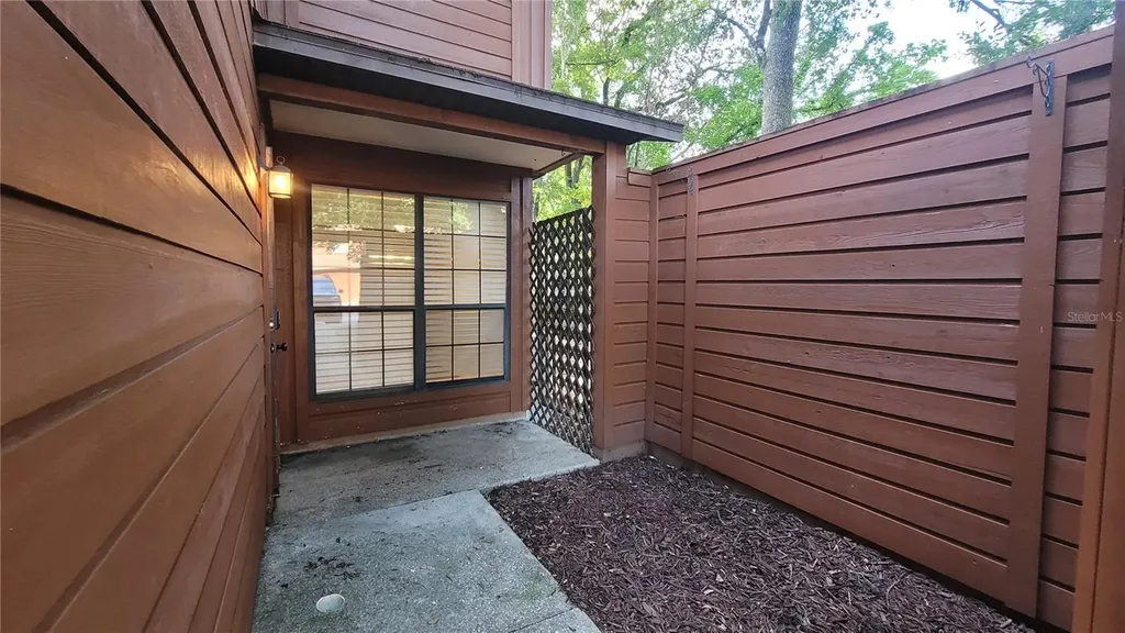 819 SW 57th Terrace Gainesville FL 32607