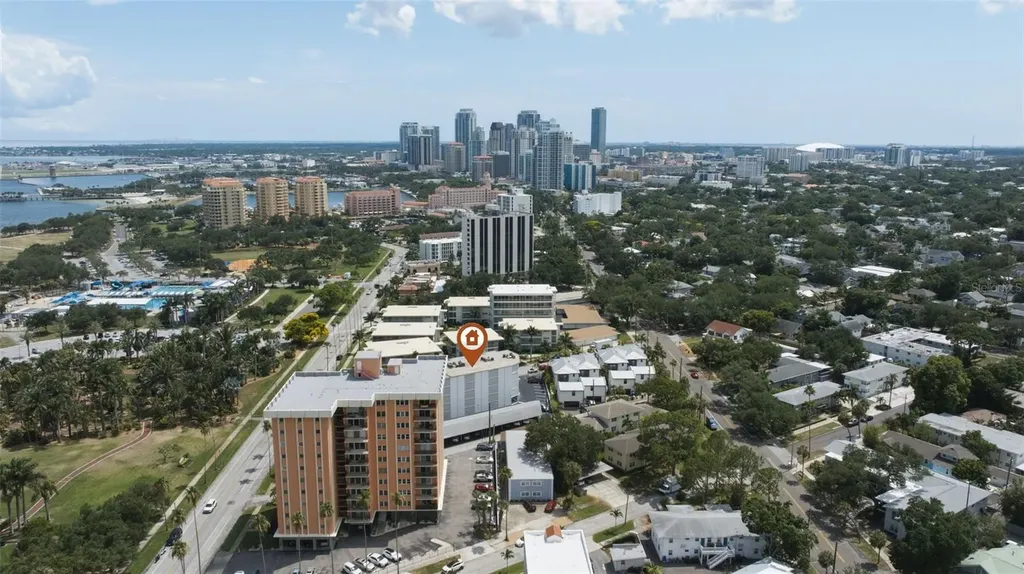 1100 N Shore Drive NE St Petersburg FL 33701
