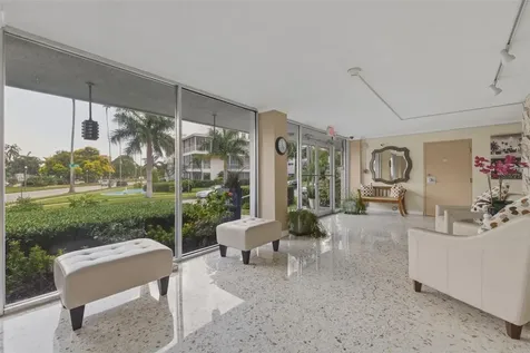 1100 N Shore Drive NE St Petersburg FL 33701