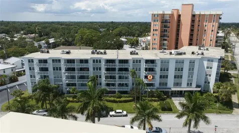 1100 N Shore Drive NE St Petersburg FL 33701