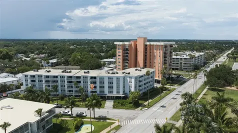 1100 N Shore Drive NE St Petersburg FL 33701