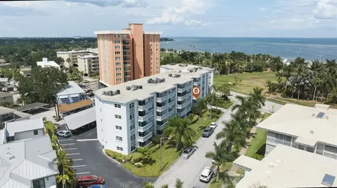 1100 N Shore Drive NE St Petersburg FL 33701